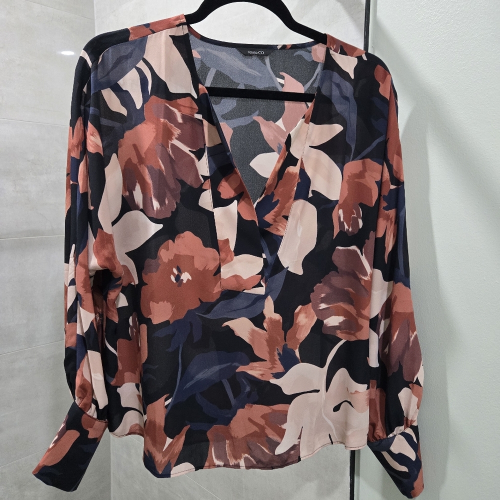 RW&CO. Lightweight Floral Blouse - Size L